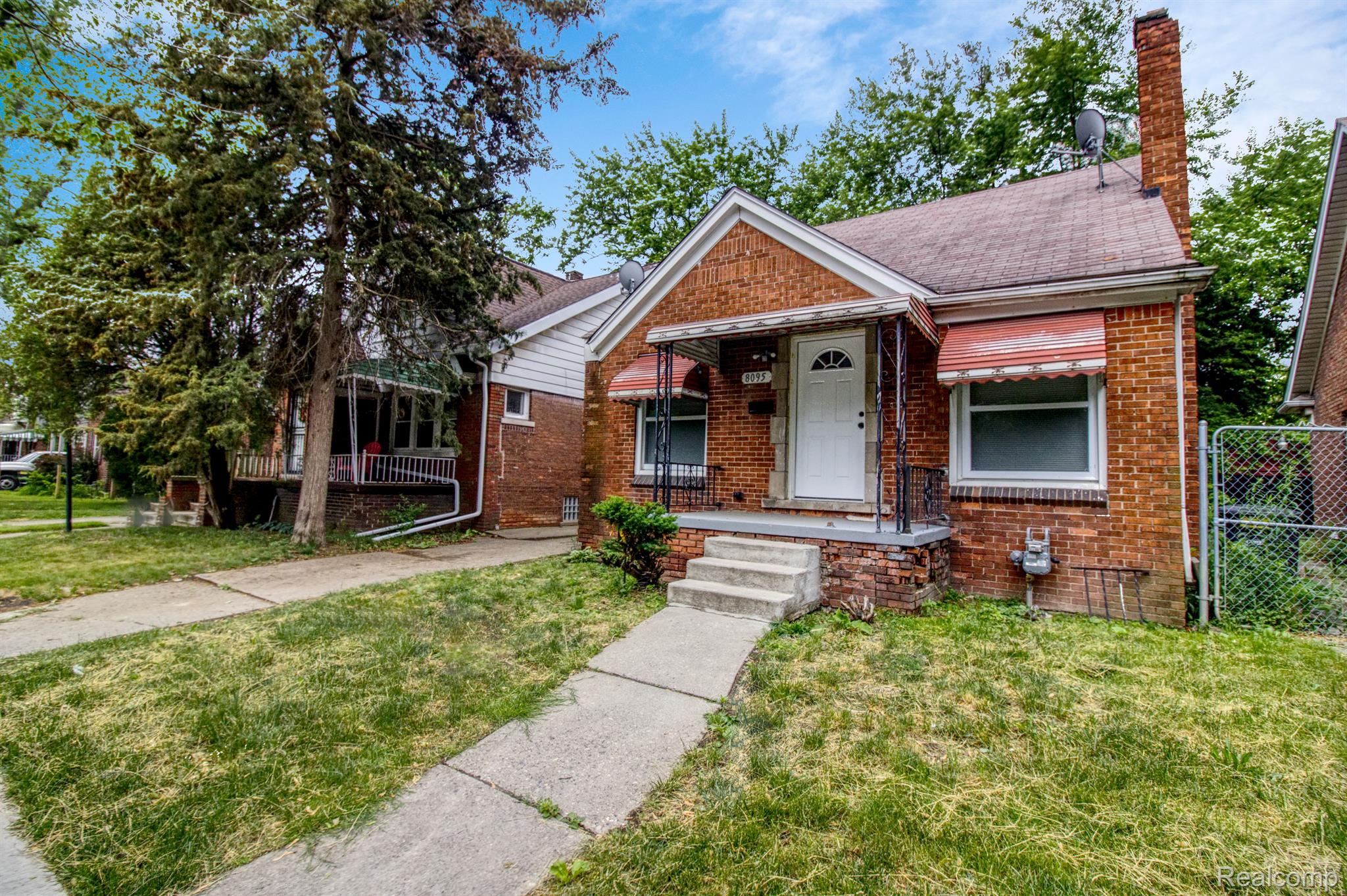 8095 NORTHLAWN Street