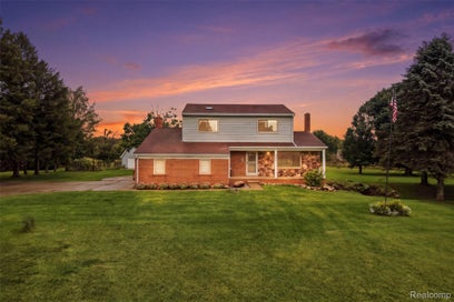 2800 Cedar Valley Drive Marion Township MI 48843