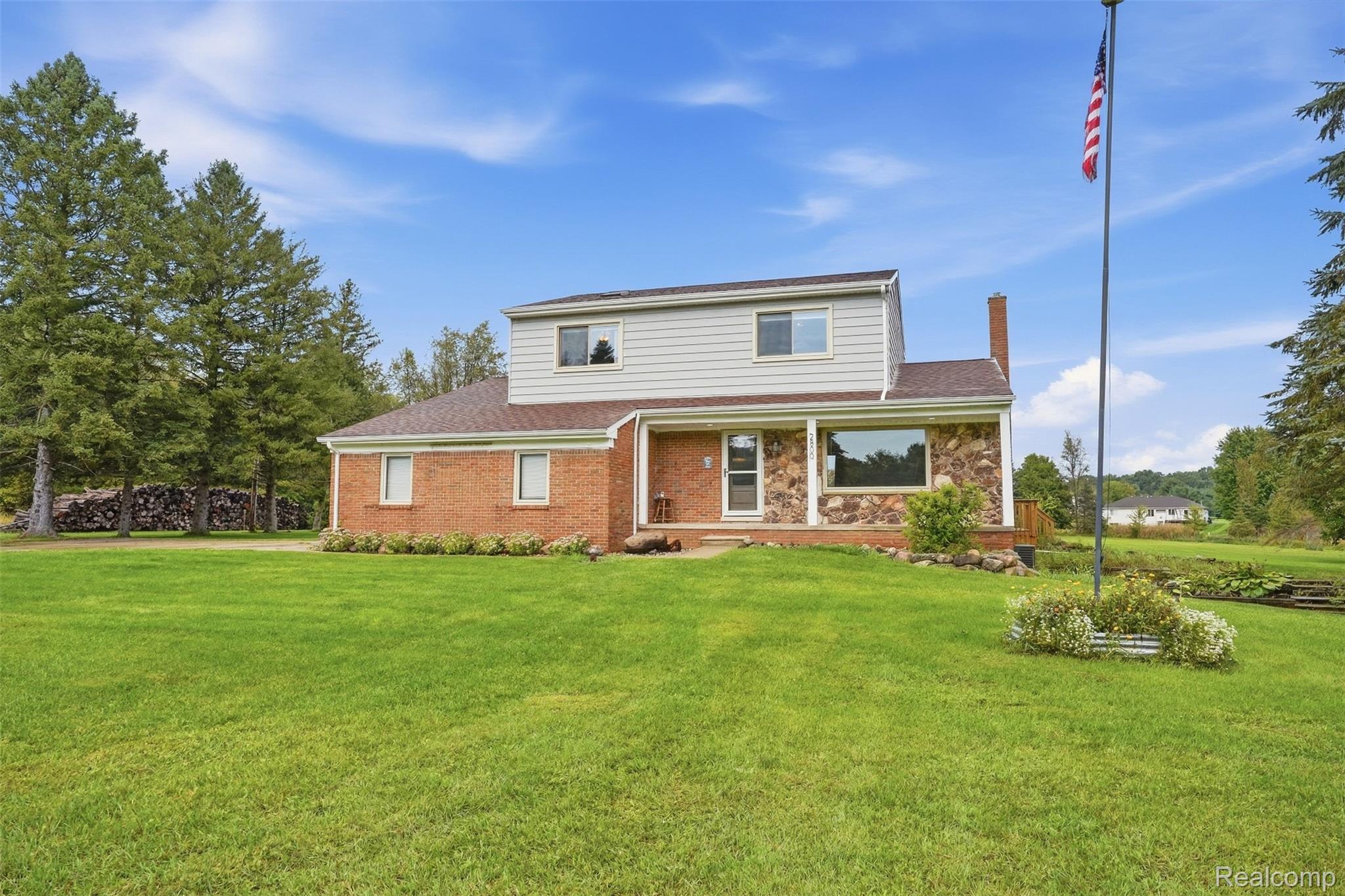 2800 Cedar Valley Drive