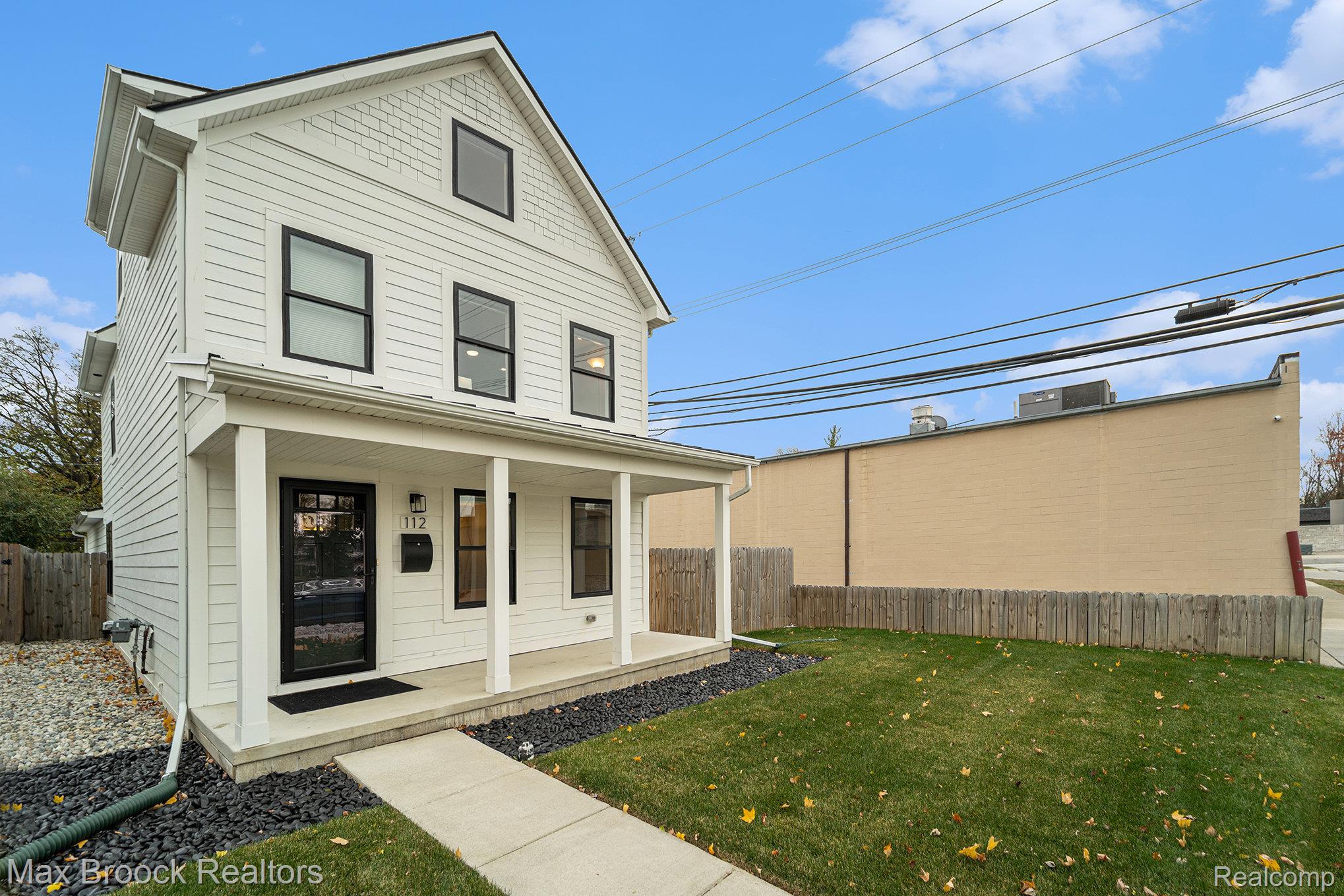 112 N Alexander Avenue