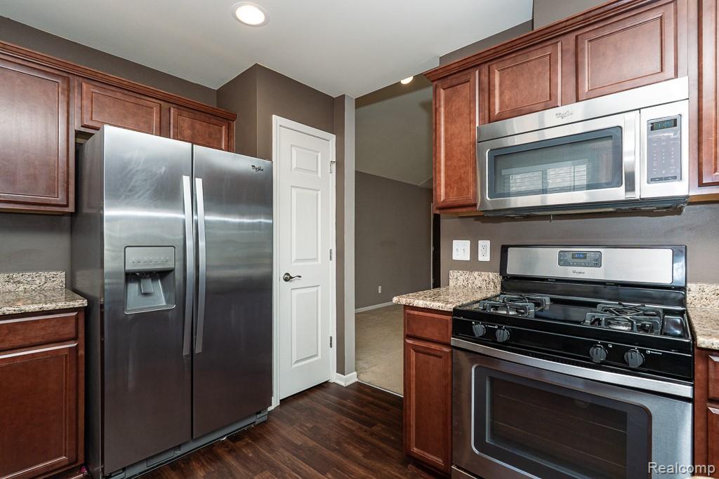 Warren City, Michigan 48092, United States, 3 Bedrooms Bedrooms, ,2 BathroomsBathrooms,Residential,Active,223418