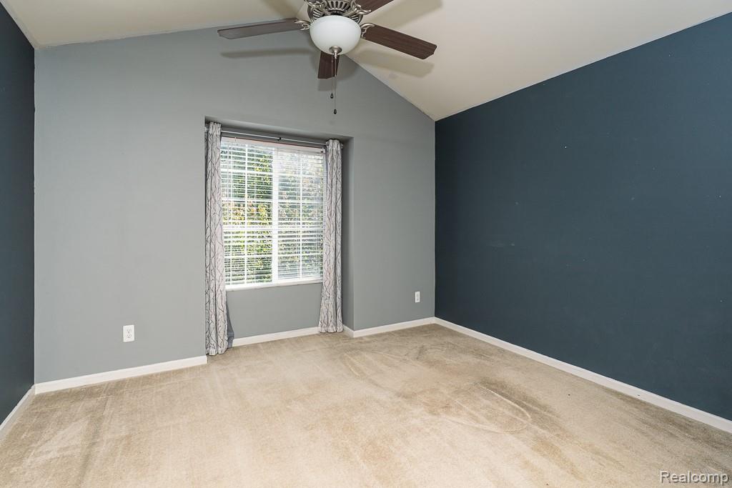 Warren City, Michigan 48092, United States, 3 Bedrooms Bedrooms, ,2 BathroomsBathrooms,Residential,Active,223418