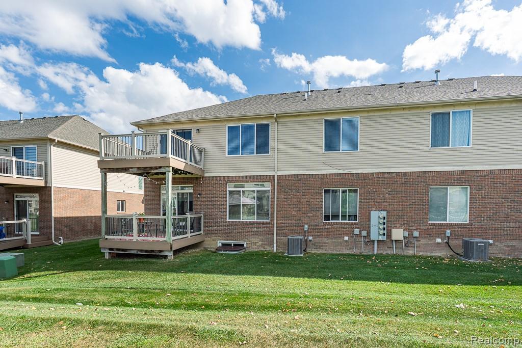 Warren City, Michigan 48092, United States, 3 Bedrooms Bedrooms, ,2 BathroomsBathrooms,Residential,Active,223418