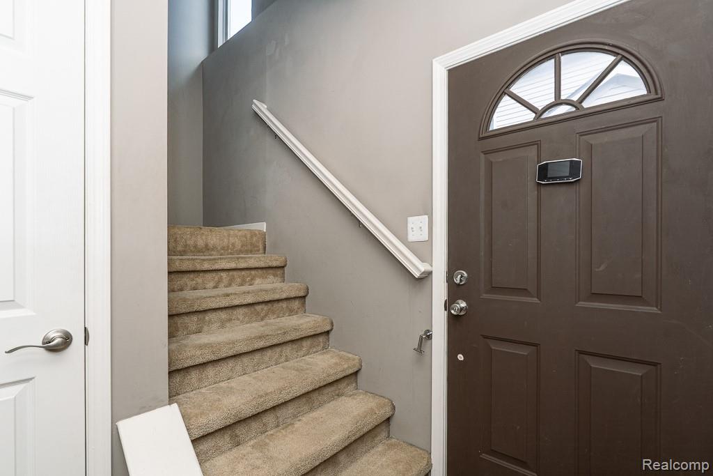 Warren City, Michigan 48092, United States, 3 Bedrooms Bedrooms, ,2 BathroomsBathrooms,Residential,Active,223418