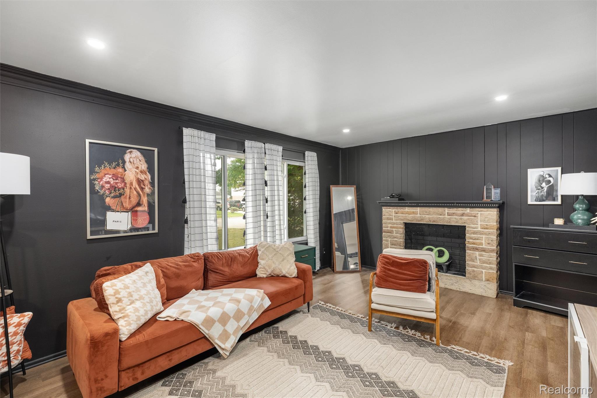 29239 Somerset Drive