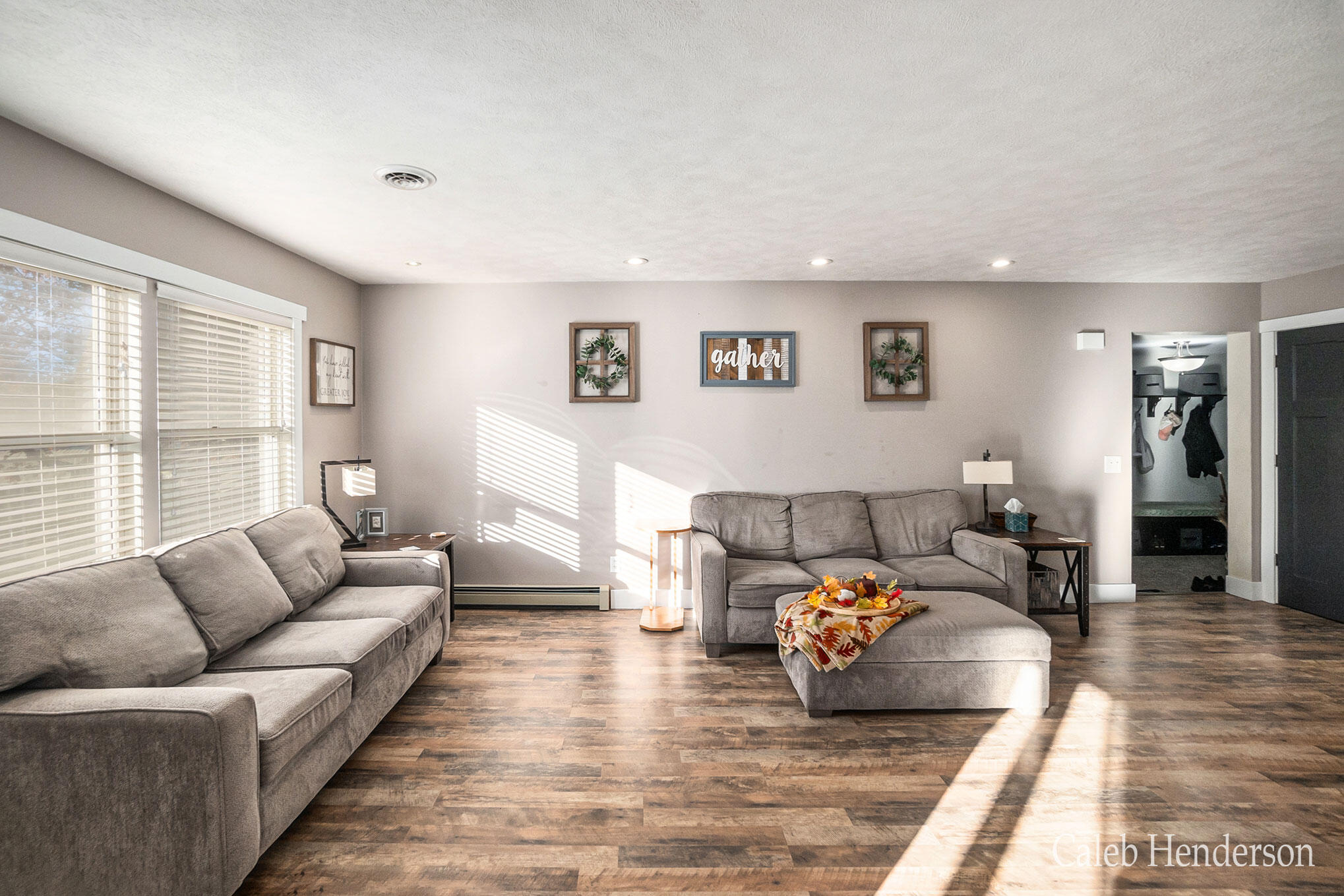 6787 Sunfield dr Drive SW