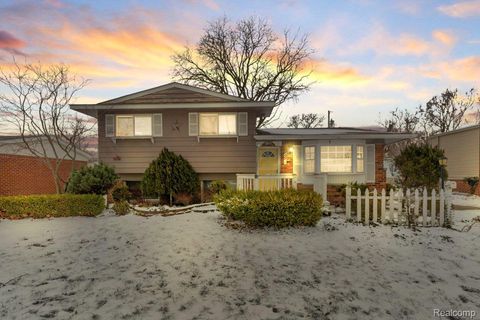 35759 Somerset Street Westland City MI 48186