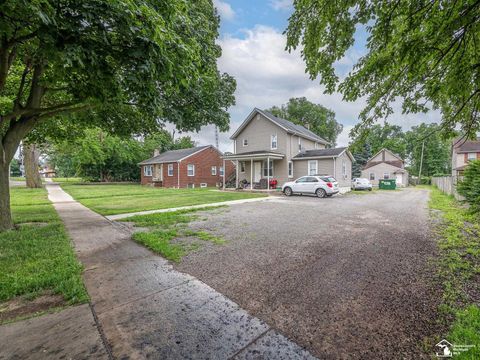 926 E Front Street Monroe City MI 48161