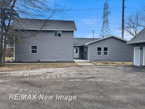 Tiny photo for 3874 E Kent Road, Ingersoll Township, MI 48623 (MLS # 61050201336)