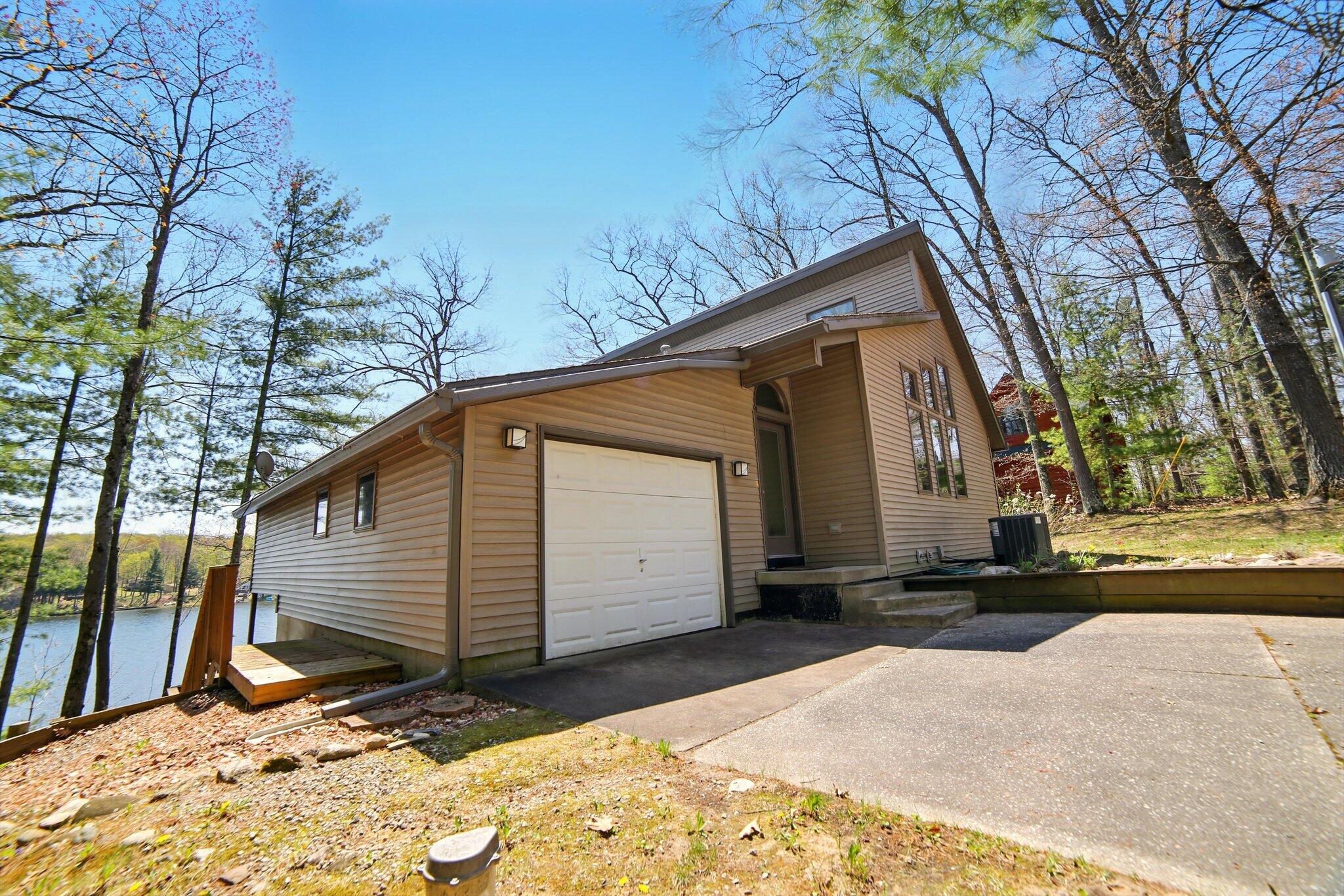 17158 W Rose Lake Road