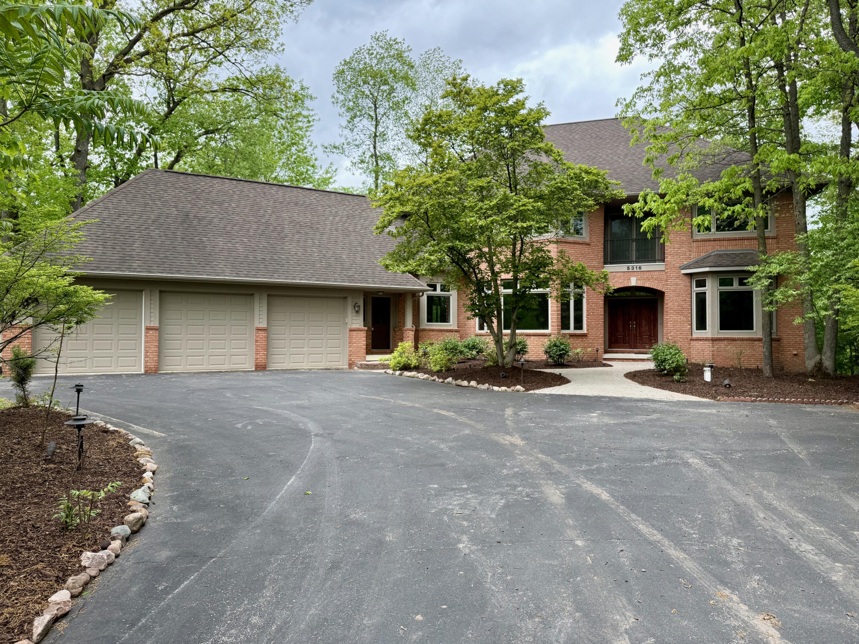 5316 Betheny Circle