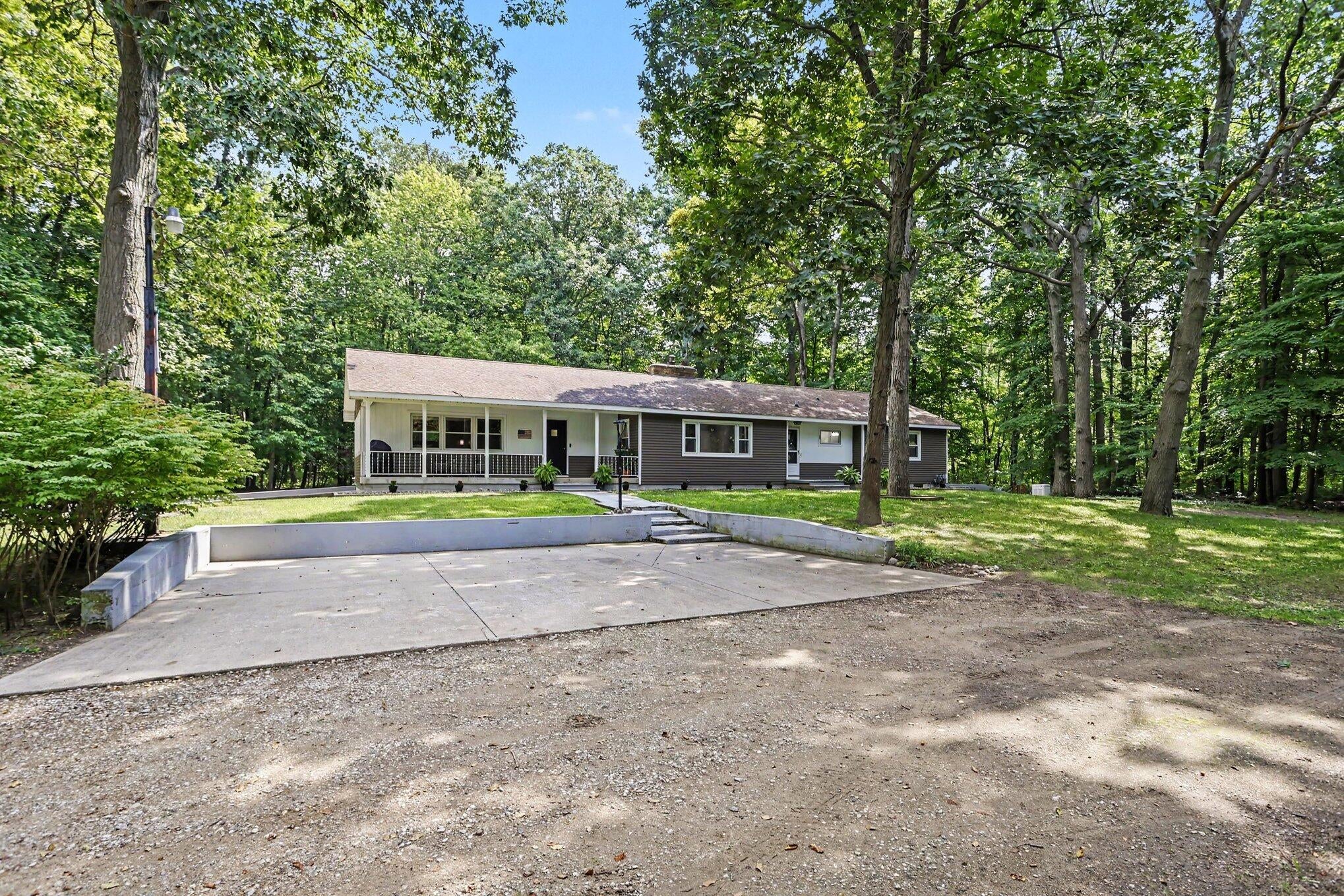 12537 S Wolcott
