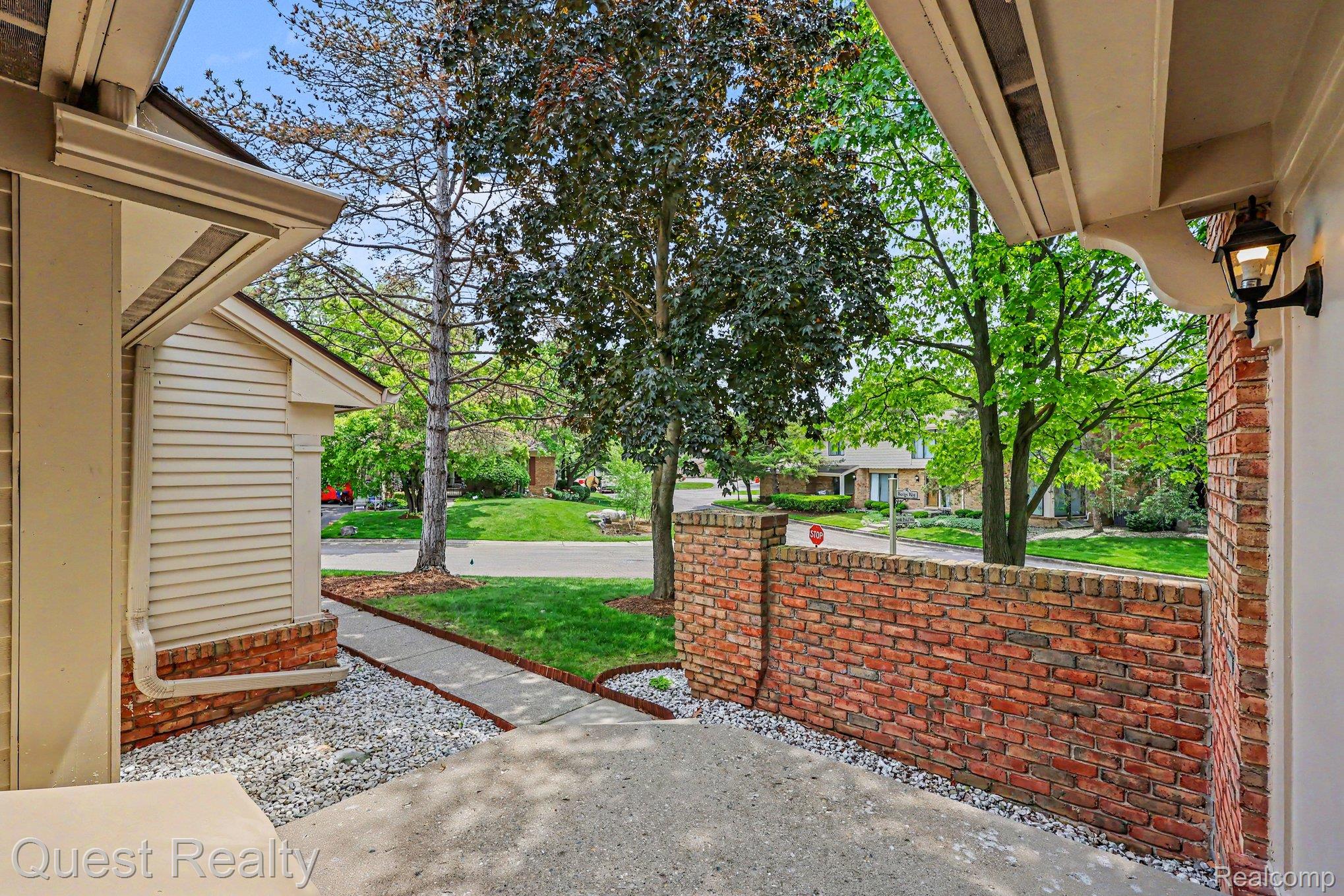 6893 Pebble Park Circle