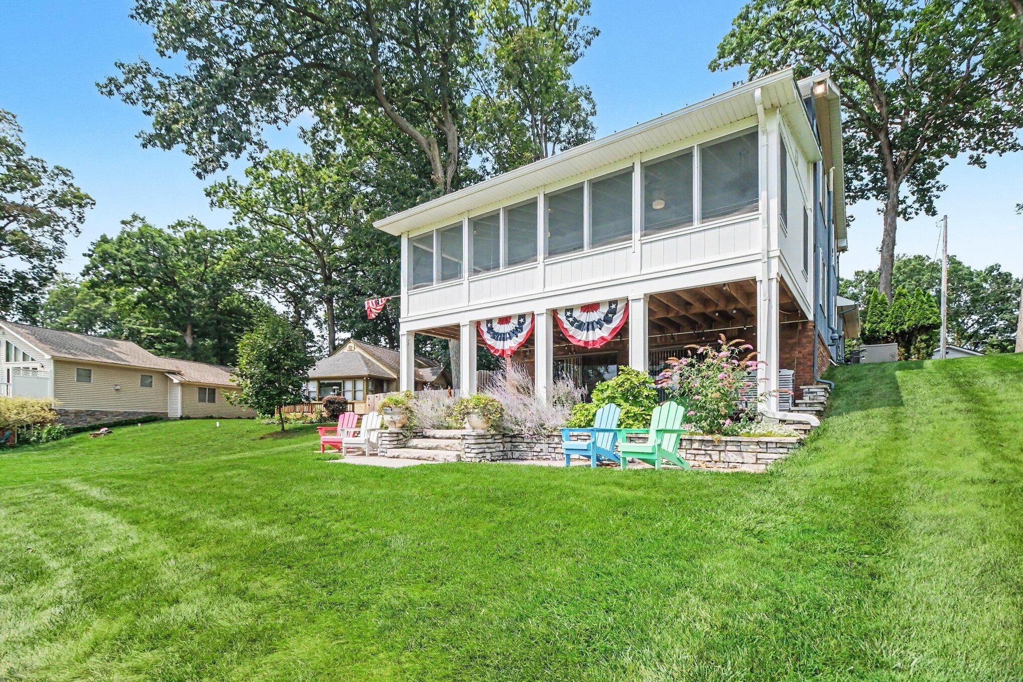 4720 Downing Drive