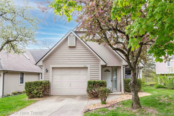 2521 COUNTRY VILLAGE CT, ANN ARBOR, MI 48103 - Image fc36a6cf4da7582e797c2afd77f8f059/3658276766