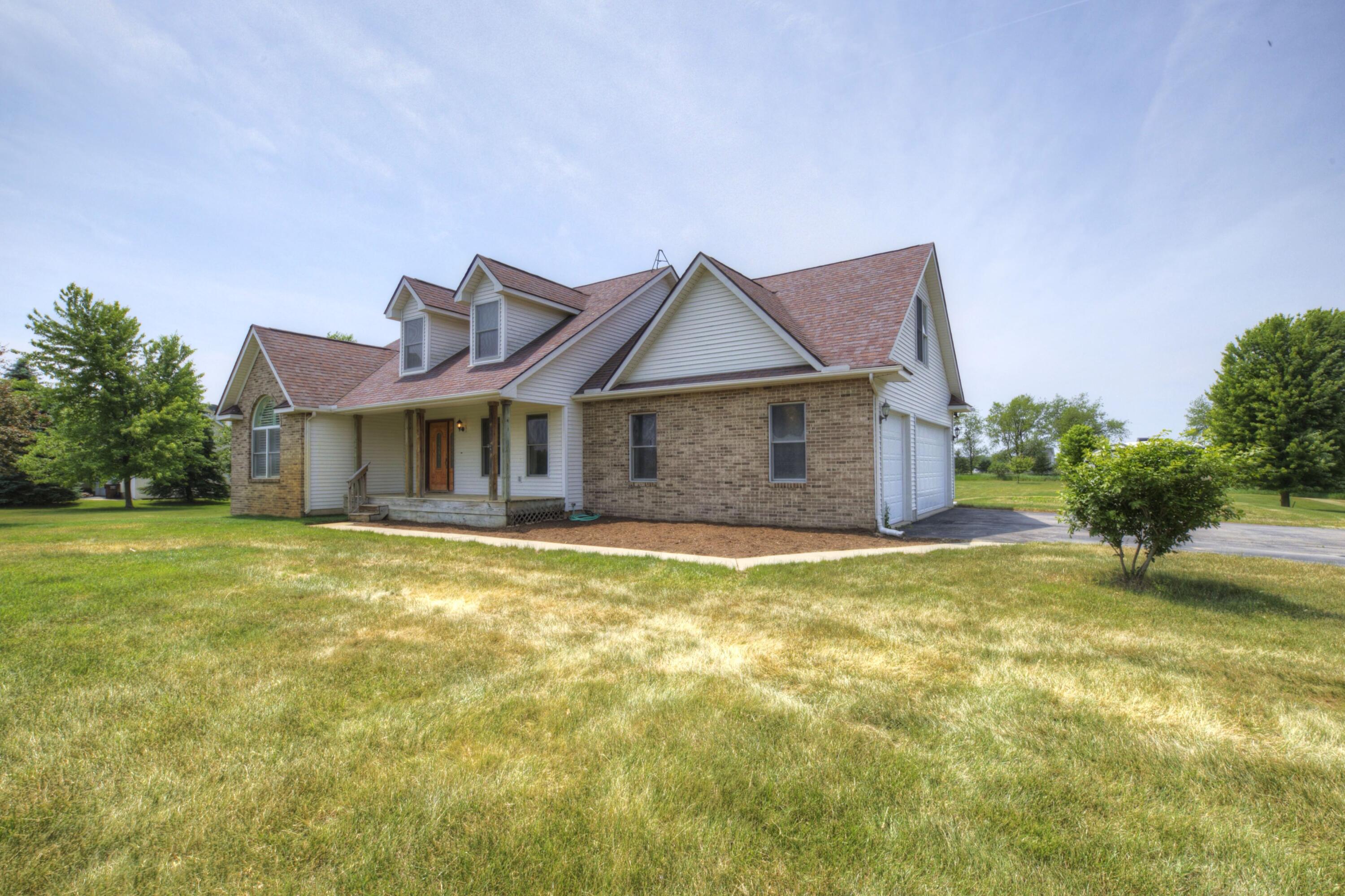 1062 Deer Valley Lane