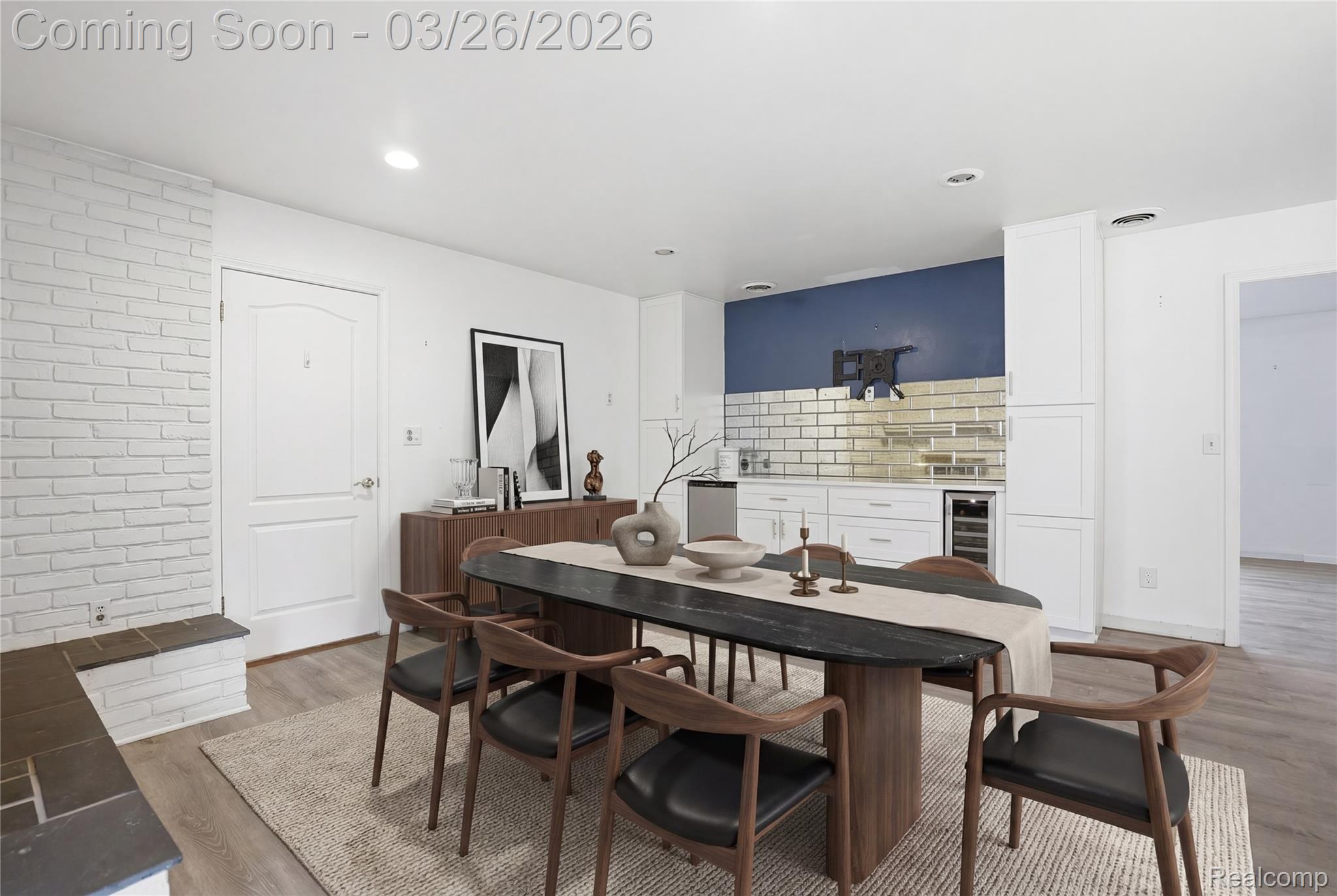 2707 Pine Ridge Road