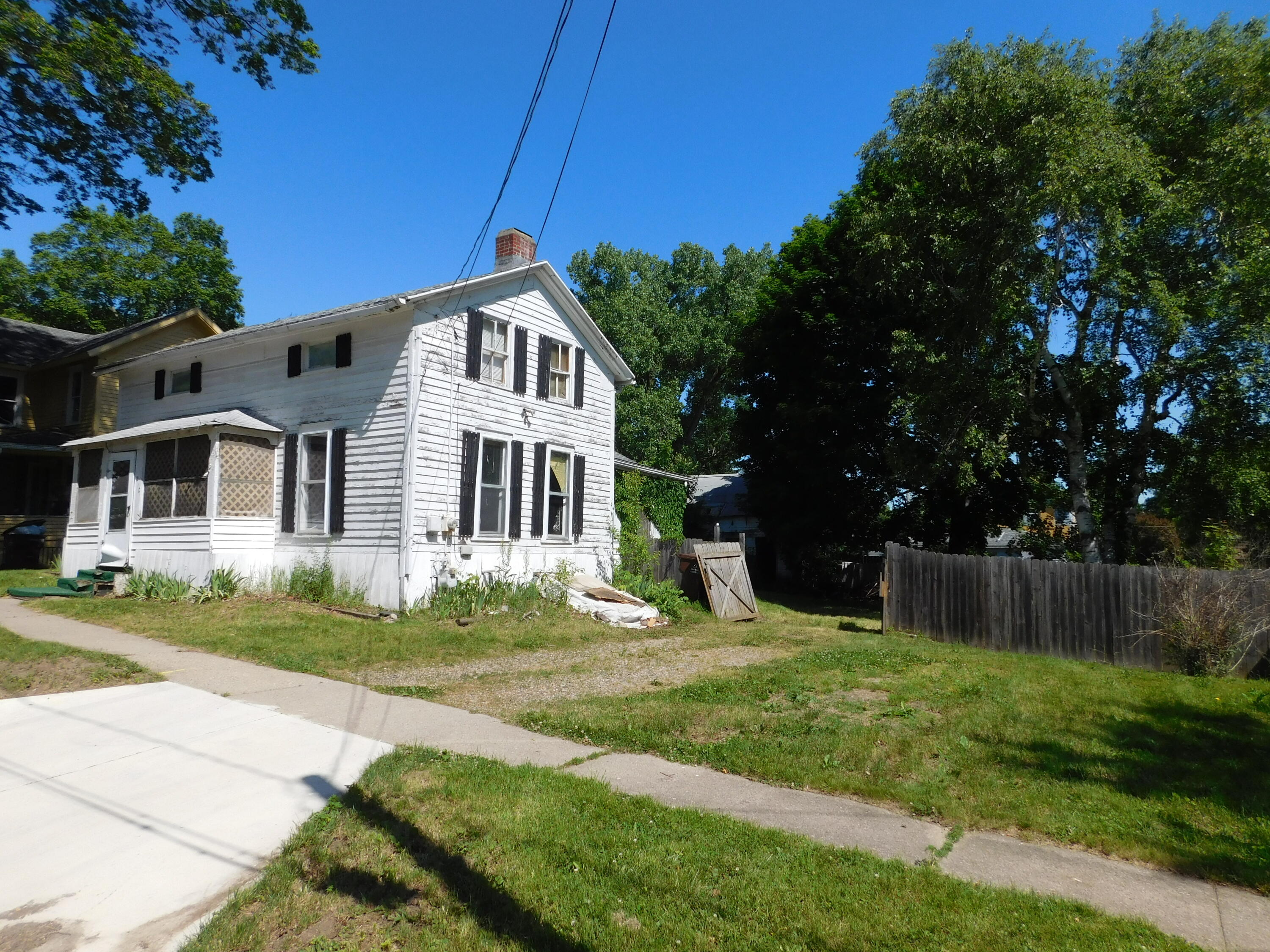 210 W Ash Street