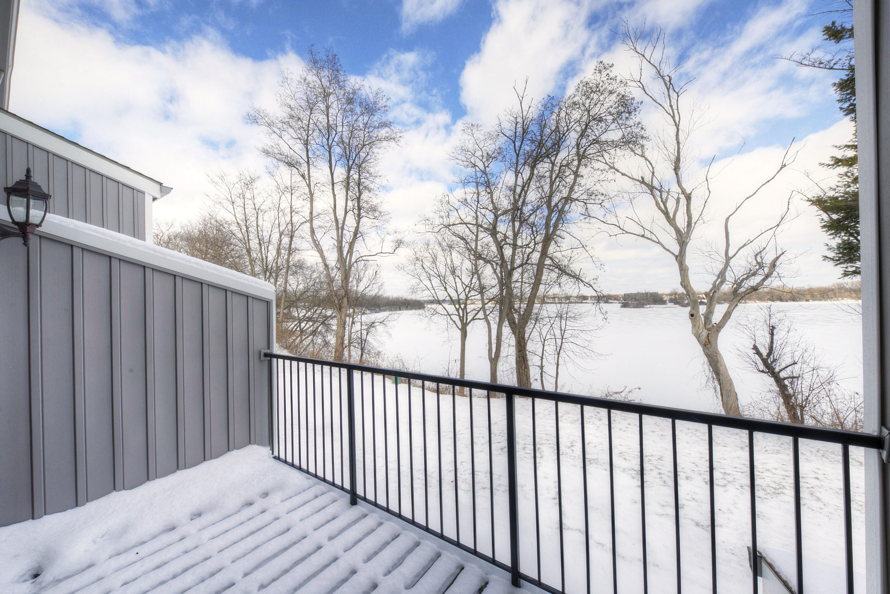 9573 Harbour Cove Court