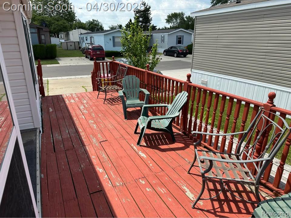 831 N Pontiac Trail 73