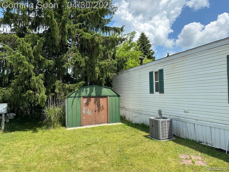 831 N Pontiac Trail 73