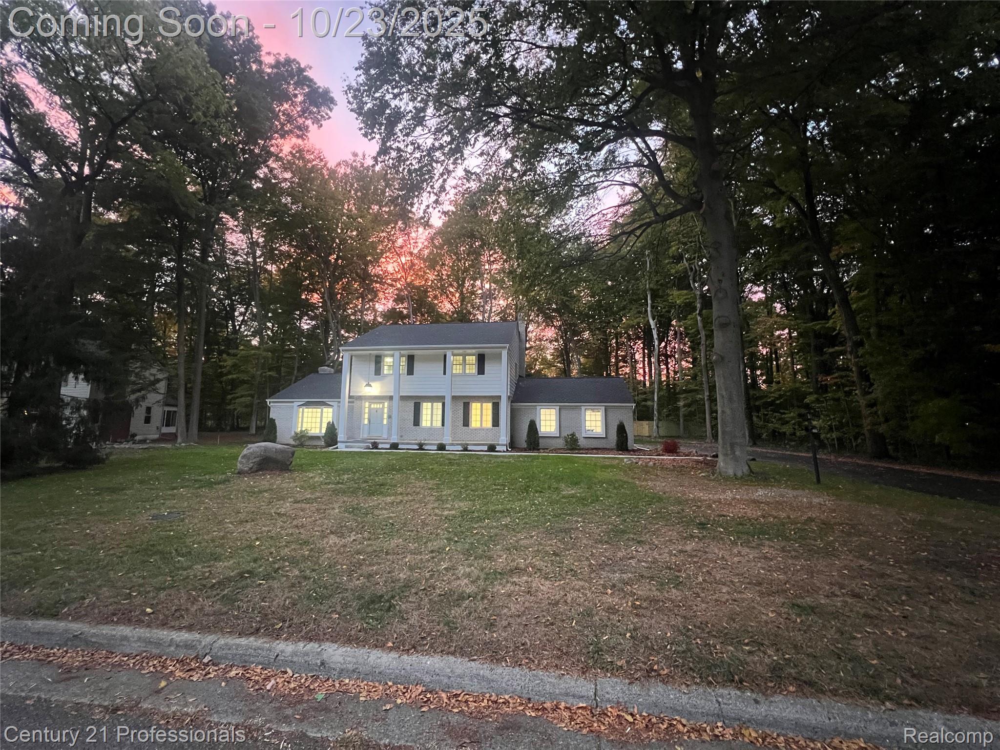 9421 Mapletree Drive