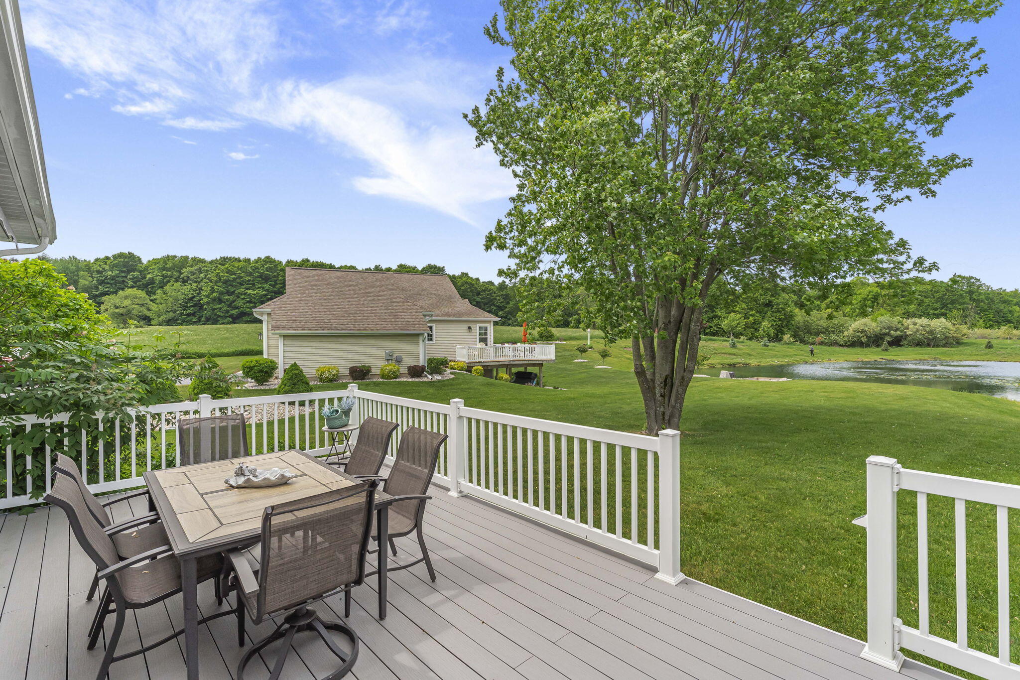 2649 Club Court