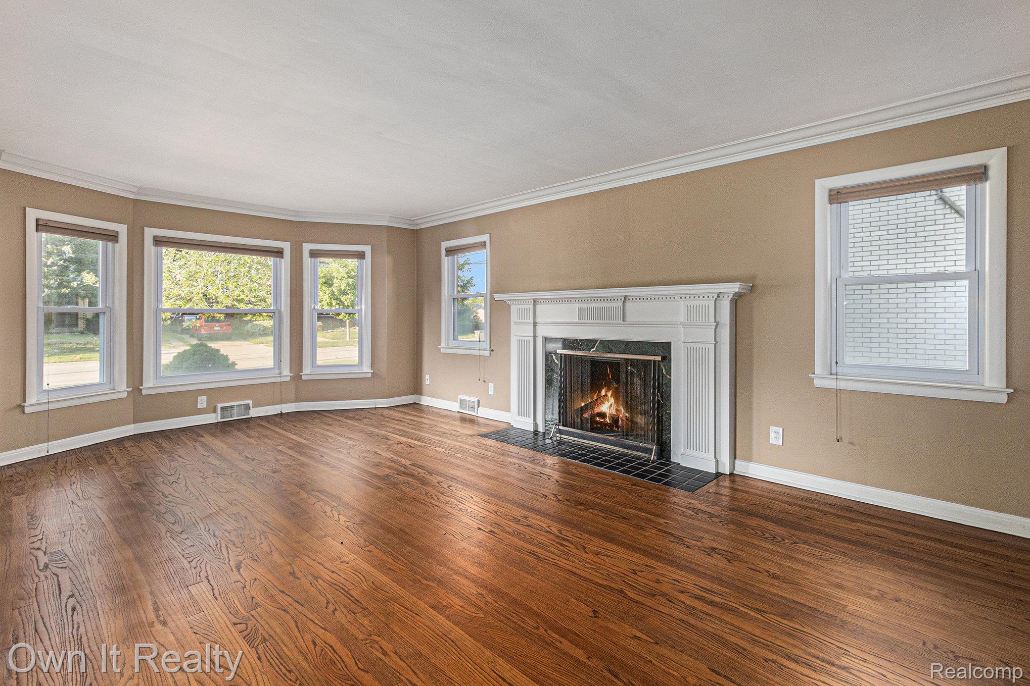 1000 S Denwood Street