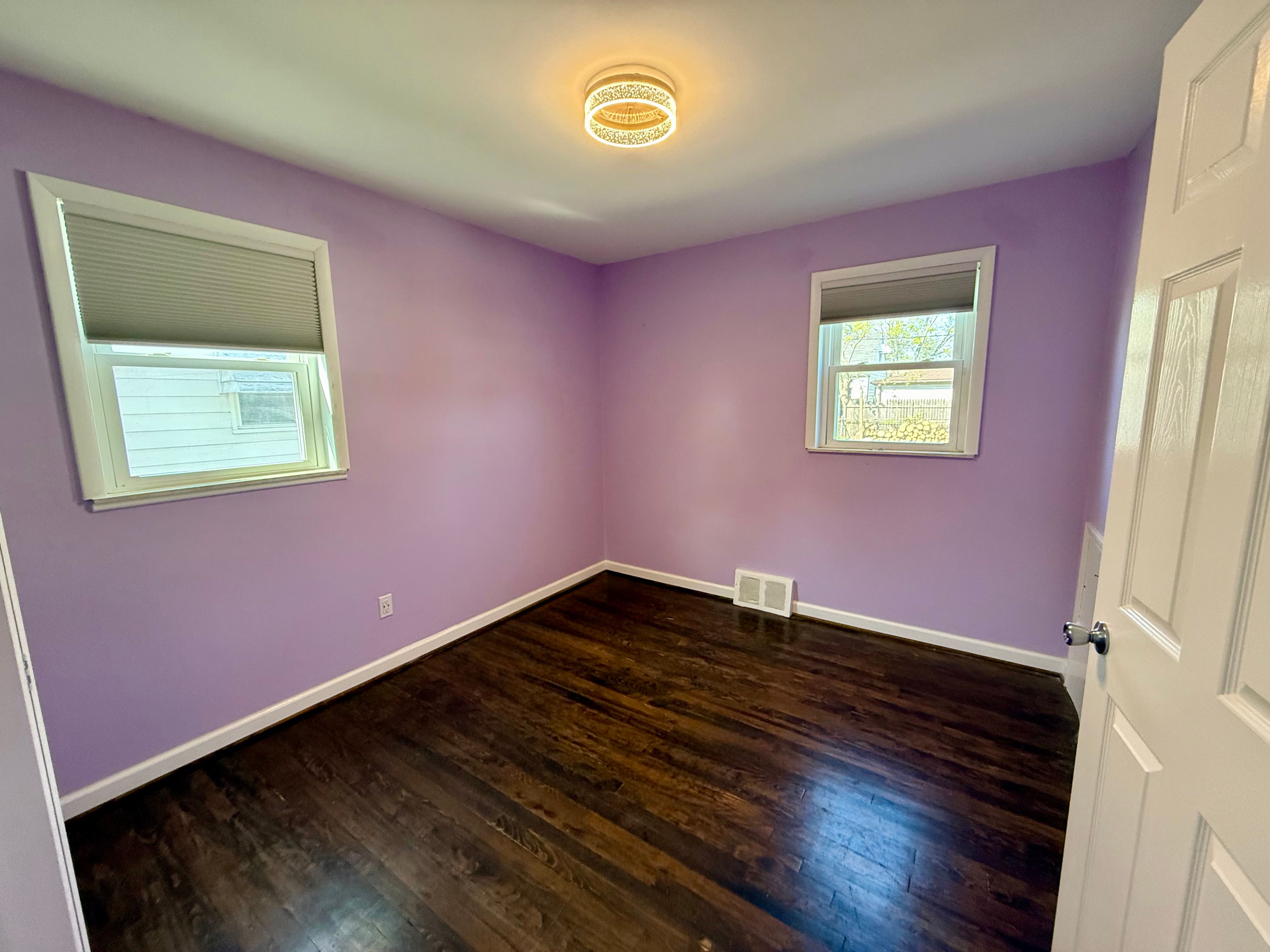 Roseville City, Michigan 48066, United States, 3 Bedrooms Bedrooms, ,1 BathroomBathrooms,Residential,Pending,125419