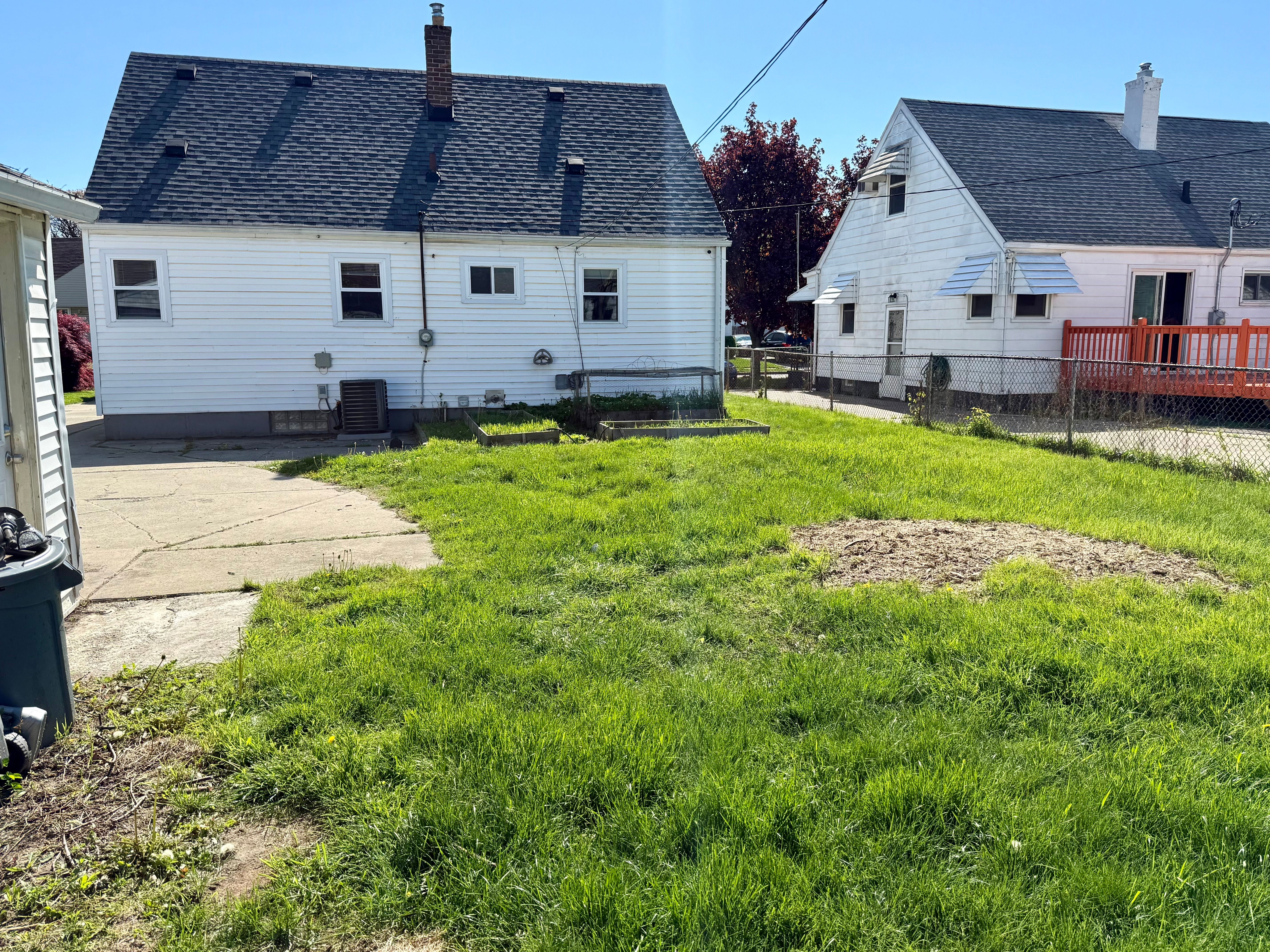 Roseville City, Michigan 48066, United States, 3 Bedrooms Bedrooms, ,1 BathroomBathrooms,Residential,Pending,125419