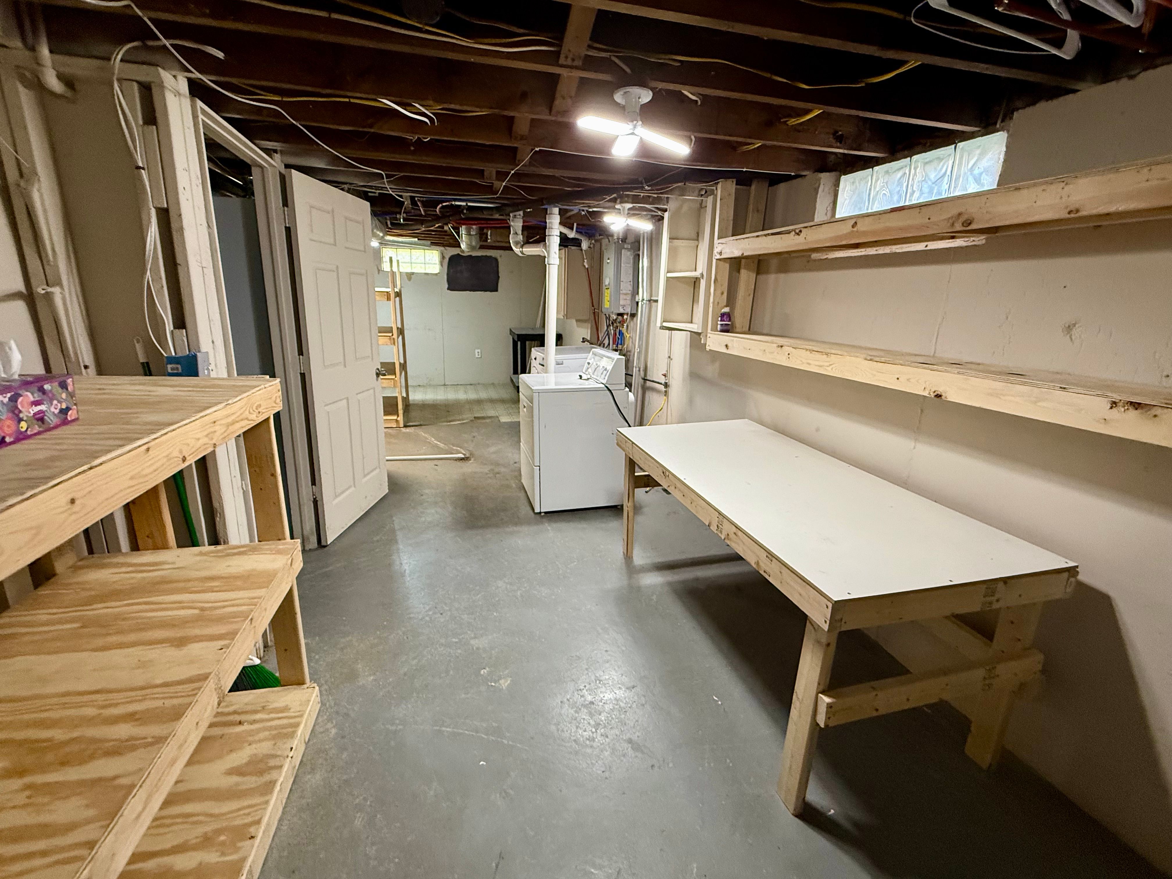 Roseville City, Michigan 48066, United States, 3 Bedrooms Bedrooms, ,1 BathroomBathrooms,Residential,Pending,125419