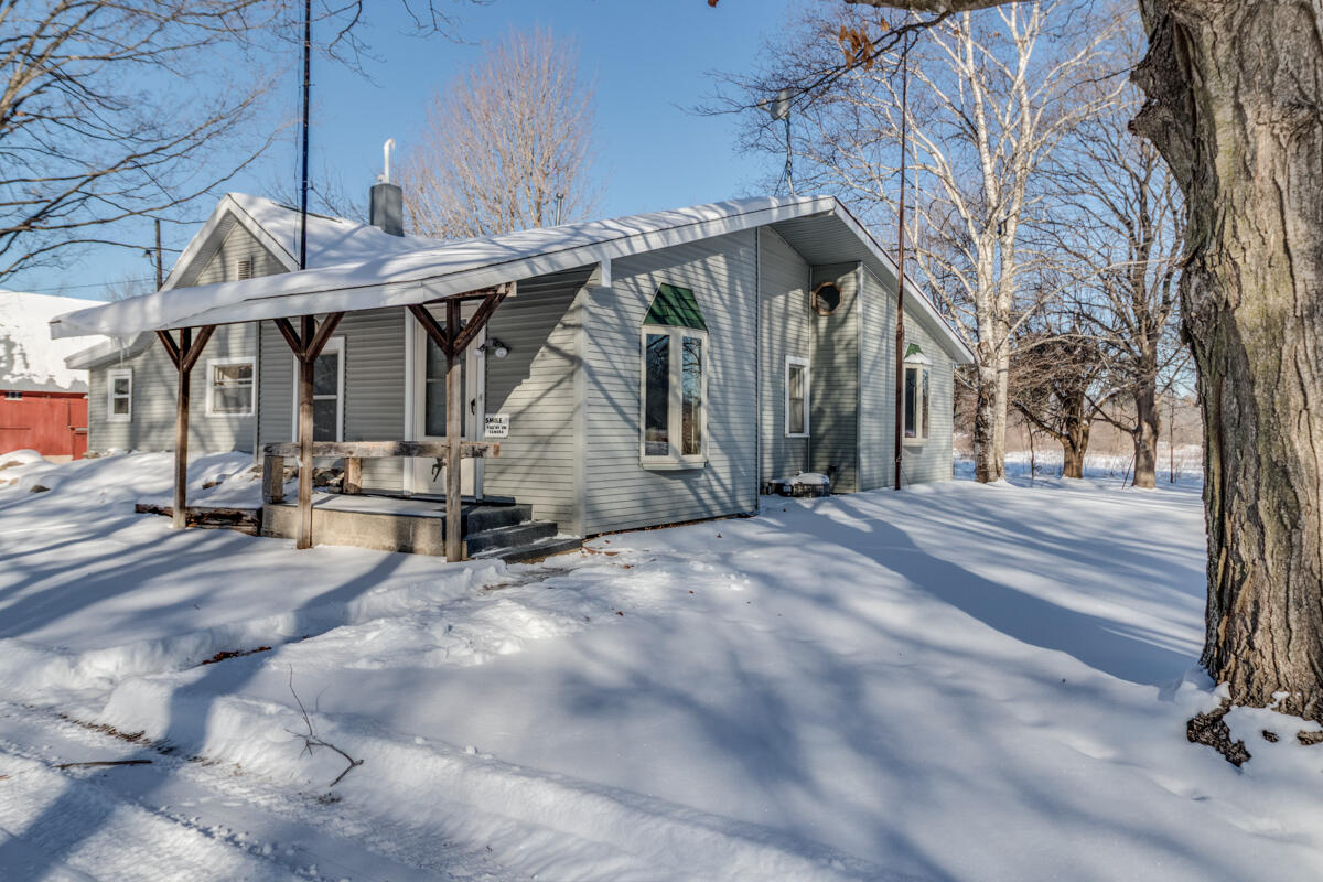 6667 6 1/2 Mile Road