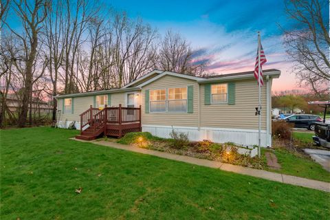 Photo of 3470 W Wembley Lane #8, Oshtemo Charter Township, MI 49009 (MLS # 66026036797)