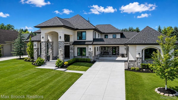 10464 STONEY POINT DR, SOUTH LYON, MI 48178 - Image fc8077f4b4c2808173fbbfa5961cee45/957743546