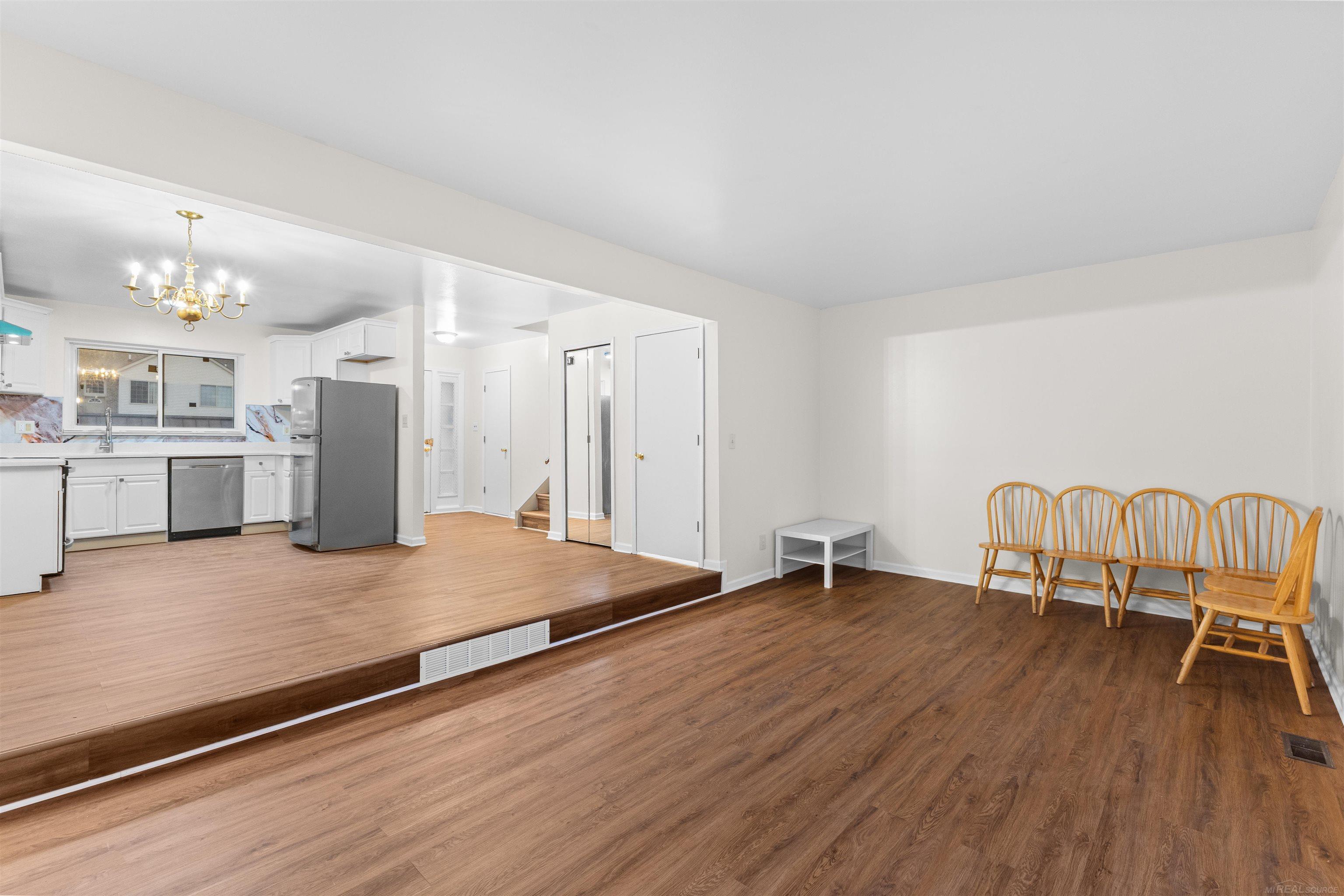 1812 E Thirteen Mile Road