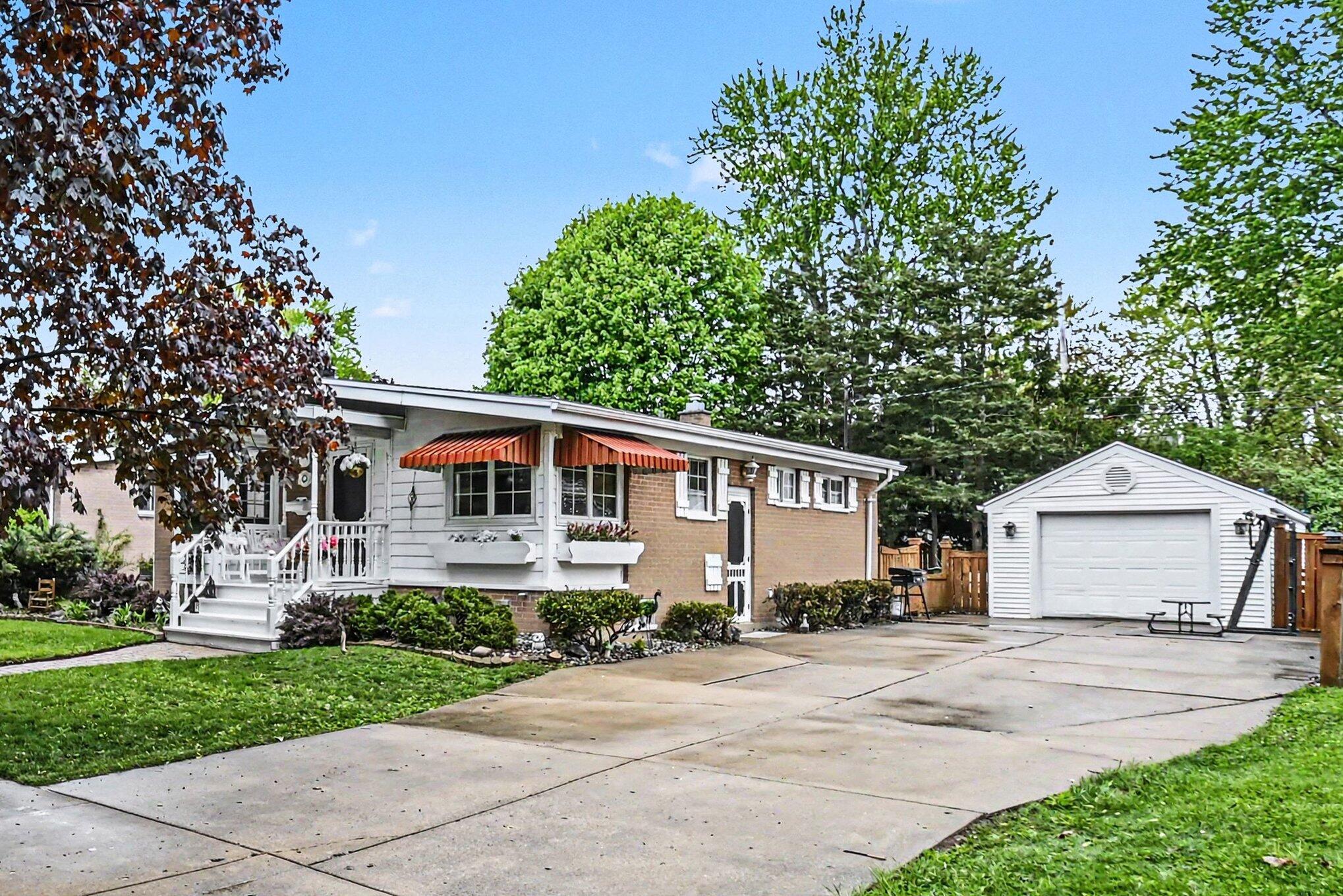 1116 N Magnolia Avenue