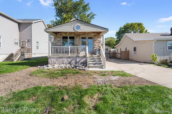 5641 GRANDVIEW DR, NEWPORT, MI 48166 - Image fc8db013b9e07e46fb0f341df47e7c6e/3867052881