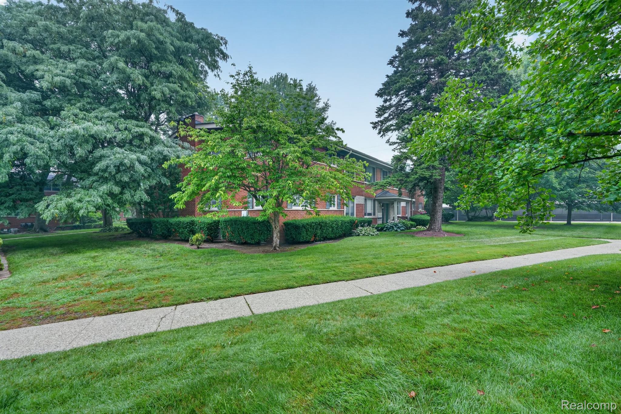 1245 Derby Road 7