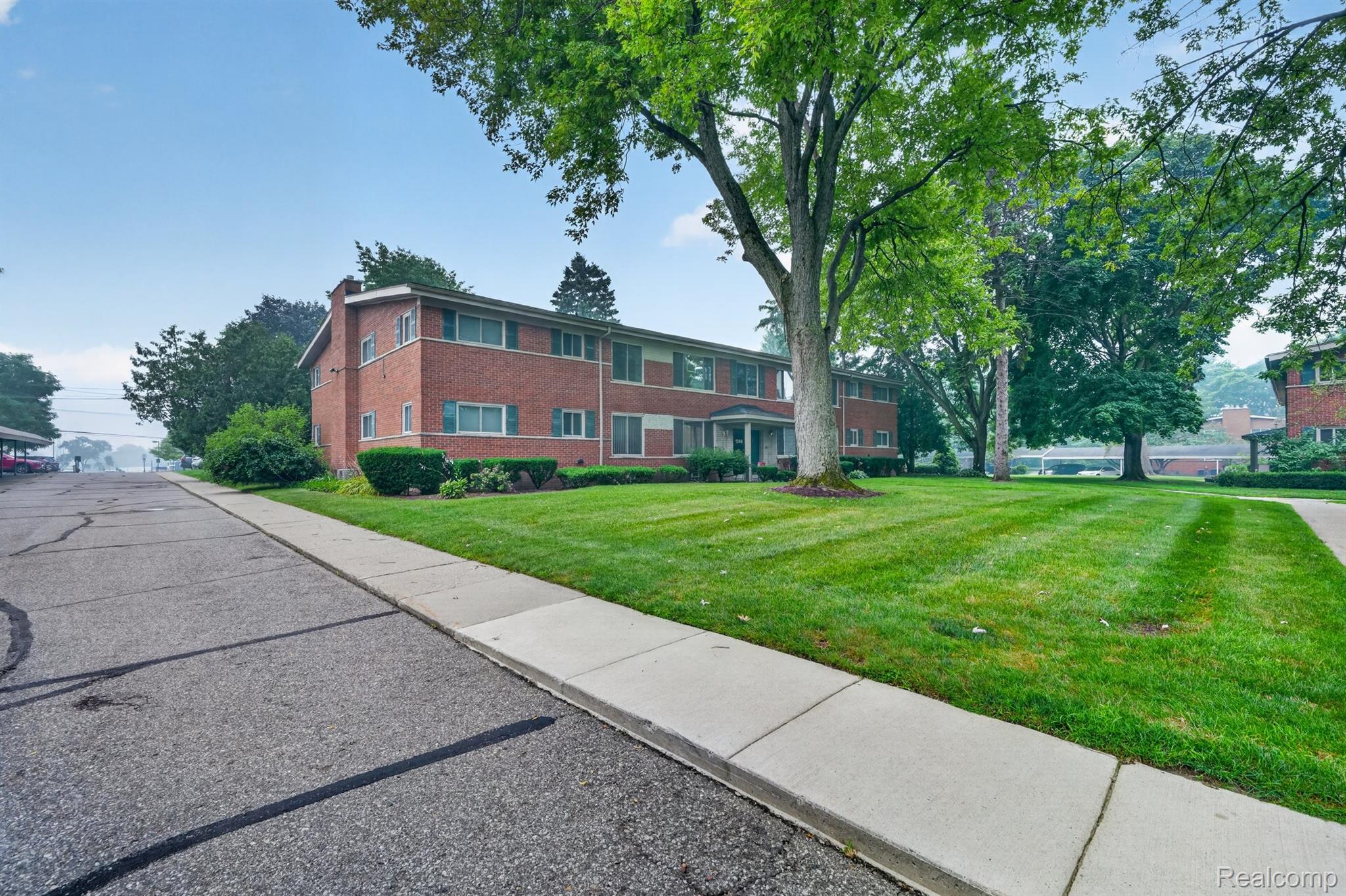 1245 Derby Road 7