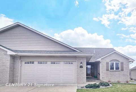 5 Logmark Place Saginaw Charter Township MI 48603