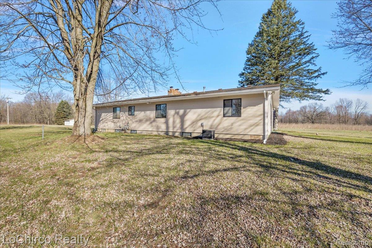 8603 N OWOSSO Road