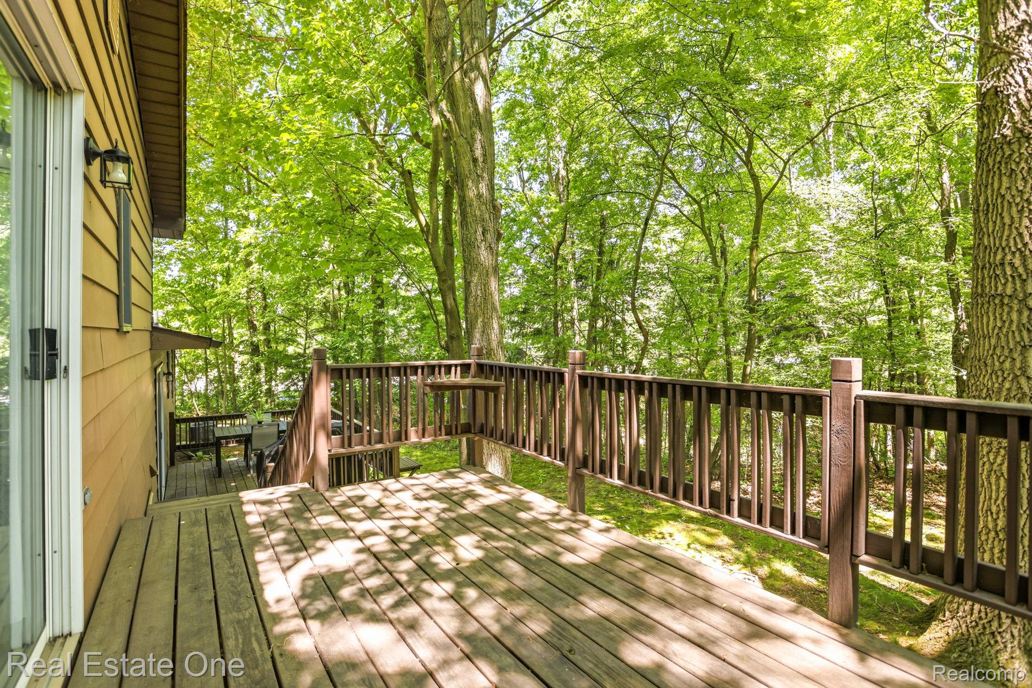 6218 Sturgeon Creek Parkway