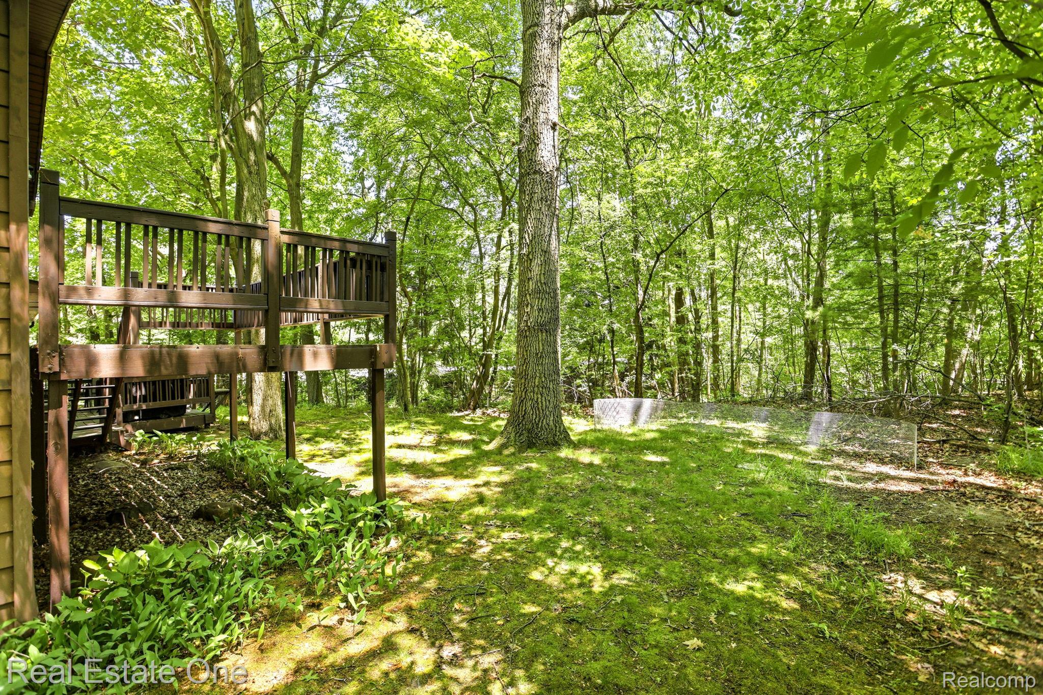 6218 Sturgeon Creek Parkway