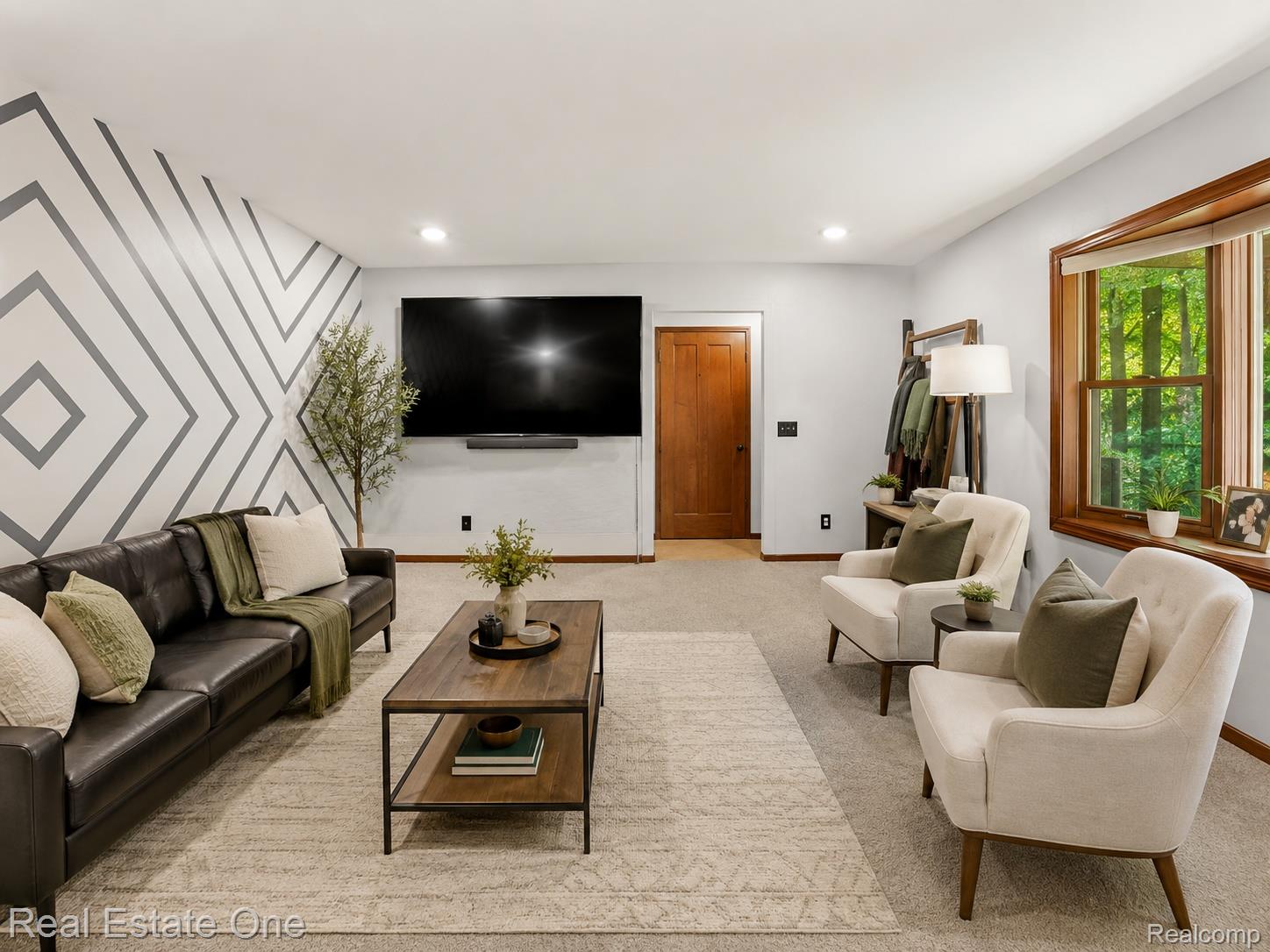 6218 Sturgeon Creek Parkway