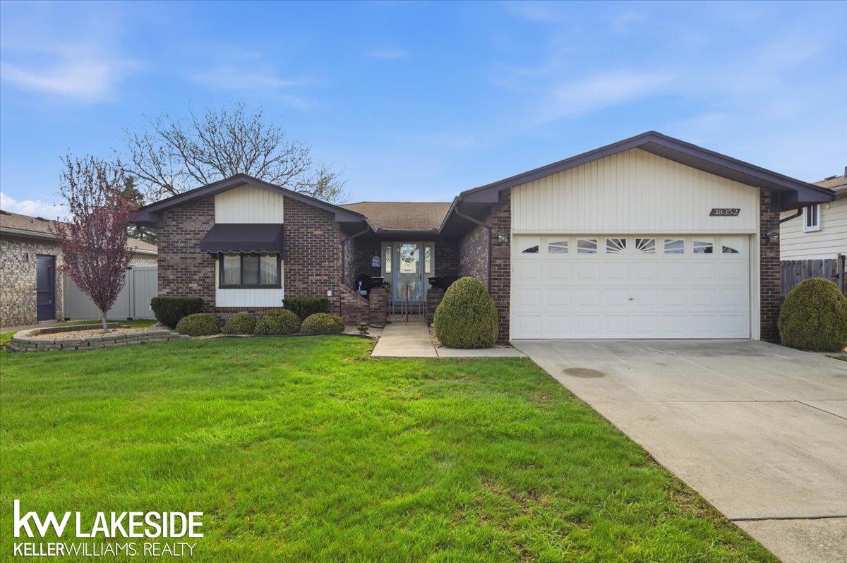 38352 Coronation Drive
