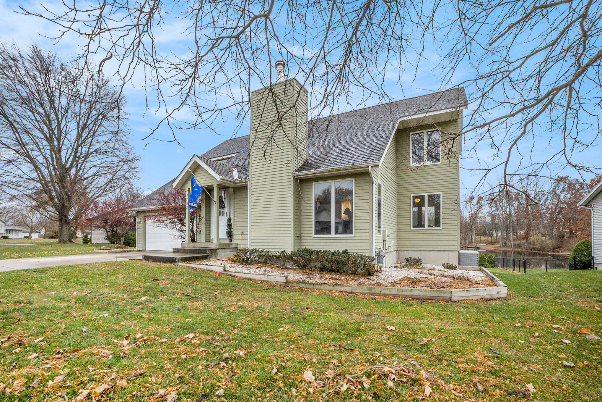 1792 Forest Lake Drive SE