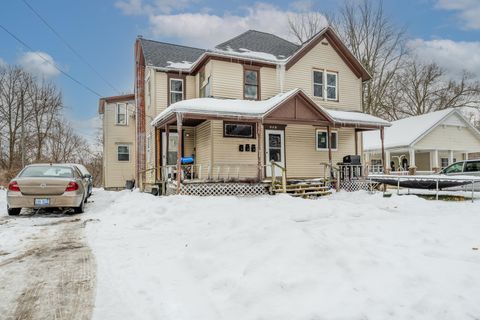 561 Heck Court Benton Harbor City MI 49022