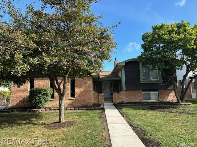 4653 Lucerne Drive