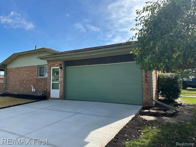 4653 Lucerne Drive
