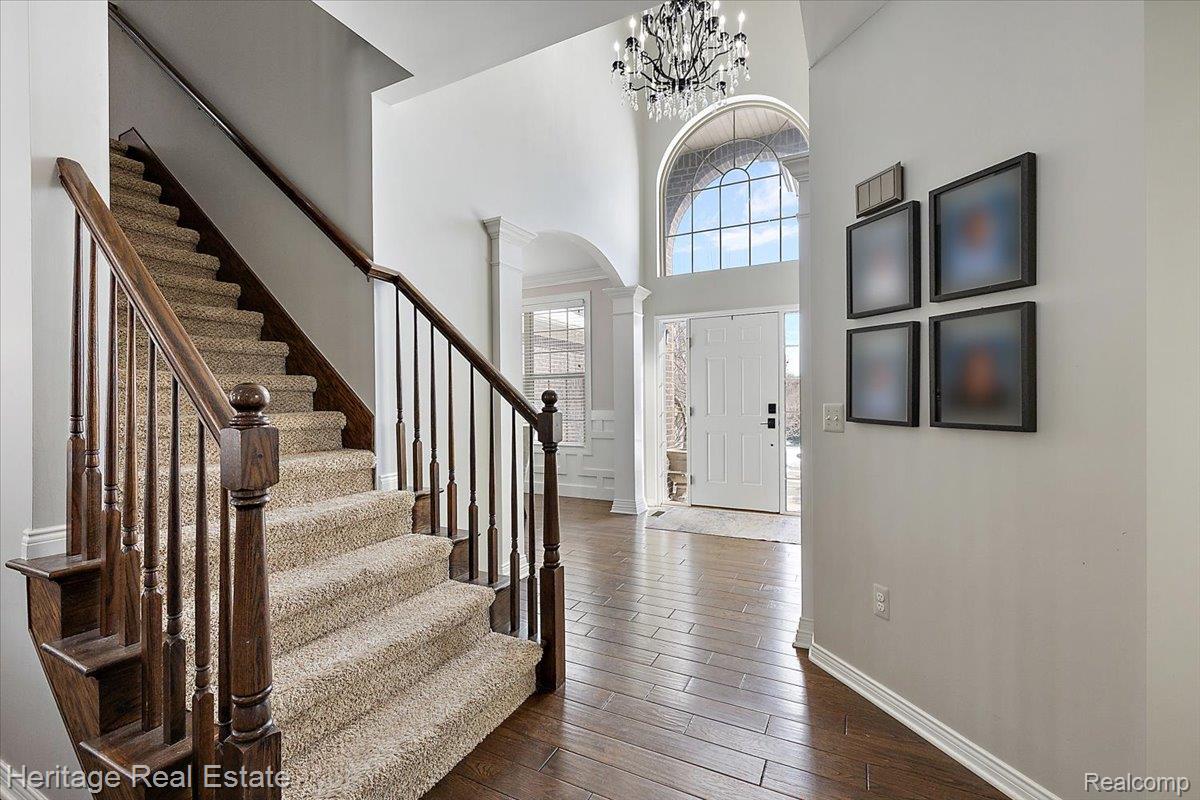 3816 High View Drive